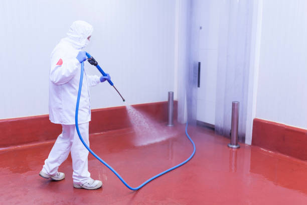 Animal Enclosure Cleaning in Walnut Hill, TN